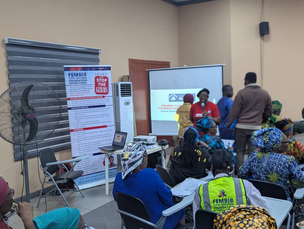 Environmental hygiene presentation in progress.